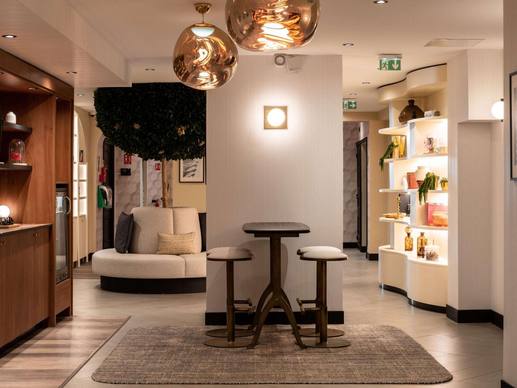 Mercure Paris Ouest Saint Germain Buitenkant foto