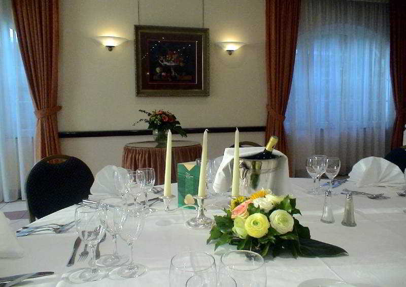 Mercure Paris Ouest Saint Germain Buitenkant foto
